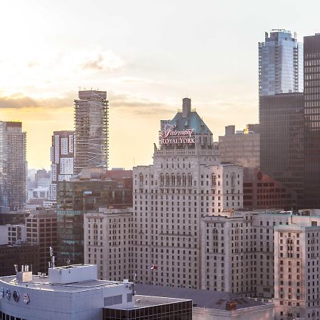 Fairmont Royal York Hotel Toronto Luaran gambar The hotel in 2015